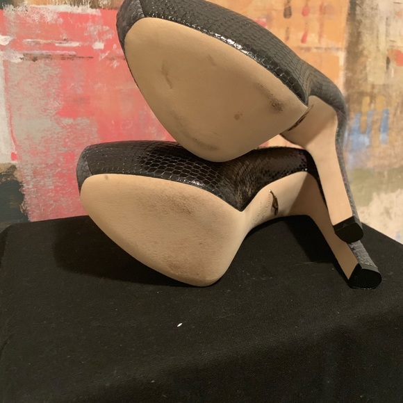 Brian Atwood Bfsavita Platforms - Picture 5 of 6